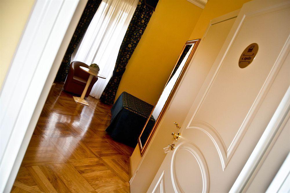 Dimora Degli Dei 2* Roma